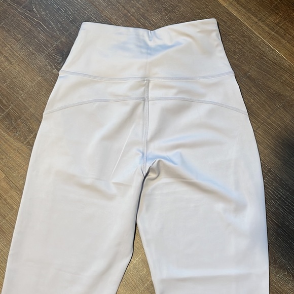 Light purple leggings - Picture 3 of 4